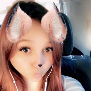 Meet your Posher, Bella